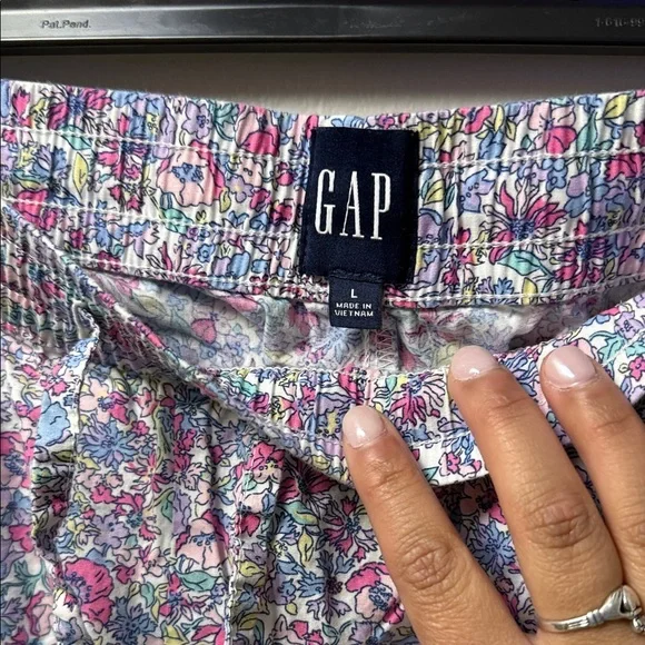 Floral Print Pants - Picture 2 of 2